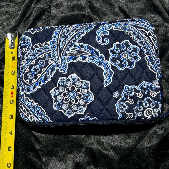Vera Bradley Ipod Case Padded Purse Blue Paisley - Picture 6 of 16